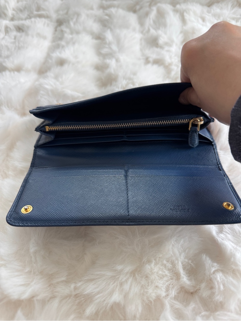 Authentic Prada Blue Saffiano Leather Wallet w/ Box & Ribbons - Picture 10 of 11